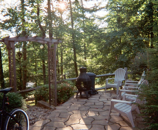 creekside patio